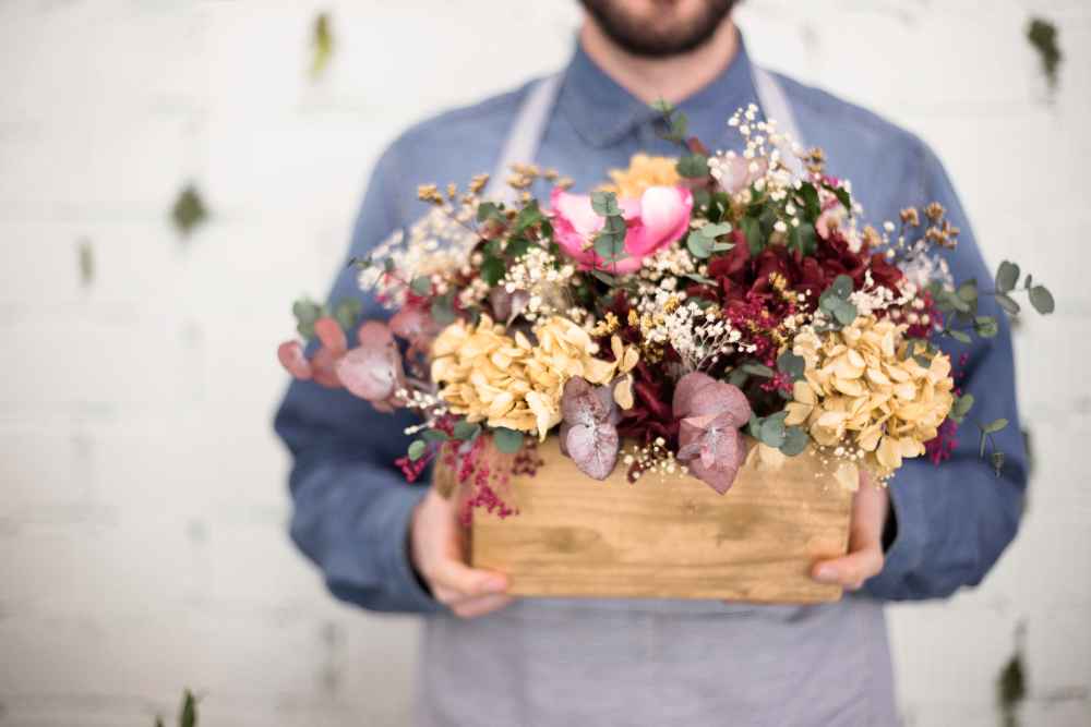 Envíos rápidos desde nuestra floristería en Castilleja de la Cuesta